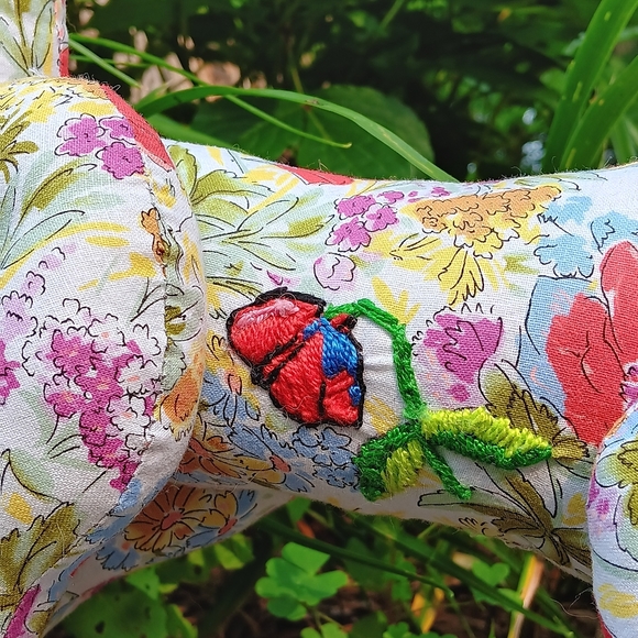 "Spring Flower" Handmade Dog - Picture 2 of 7